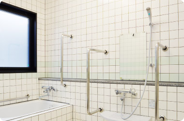 特養(ユニット型)浴室